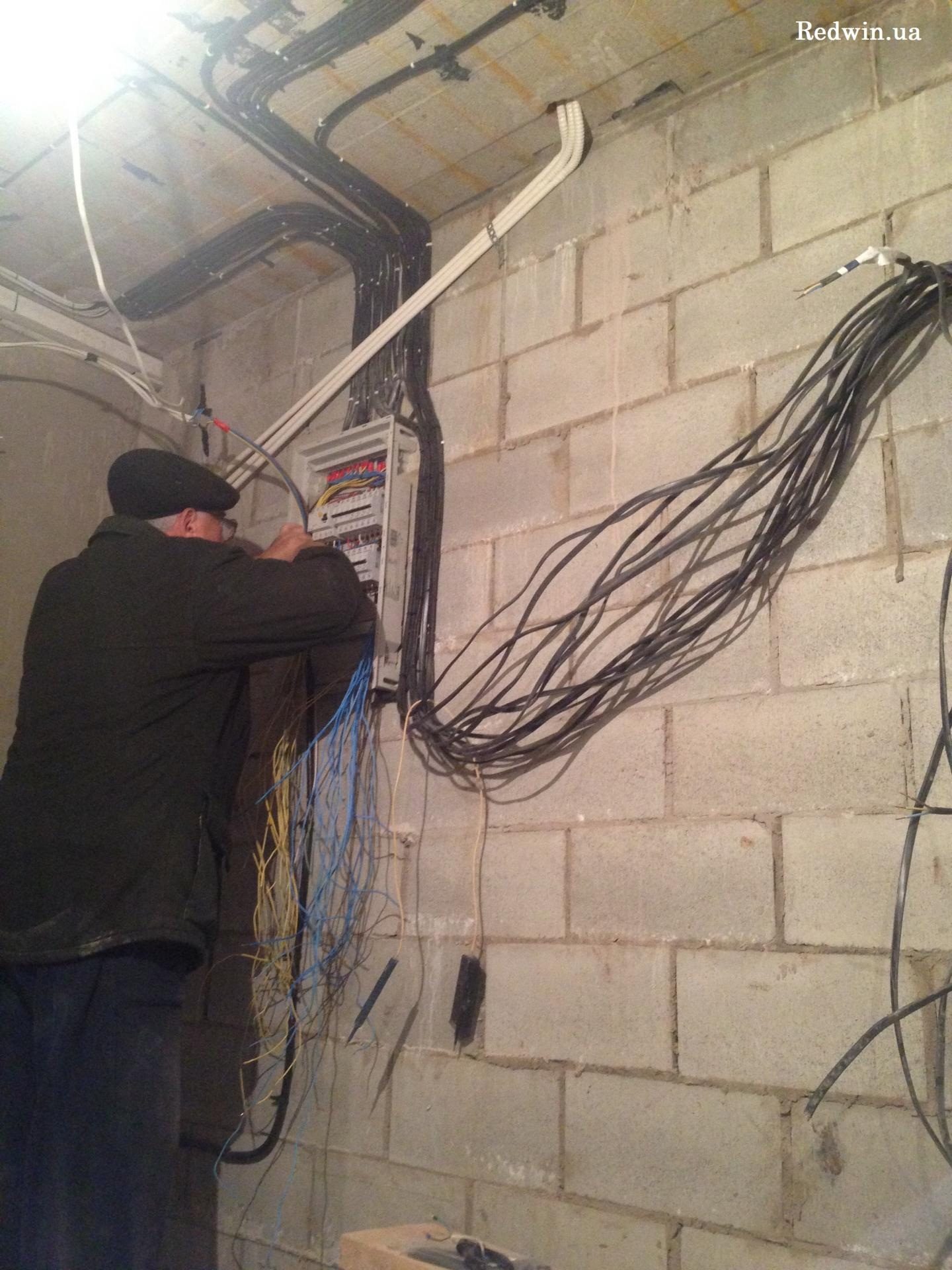 Проведение эл.проводки в квартире от Редвин Груп