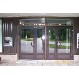 Вхідні двері з алюмінію, двері з домофоном замовити