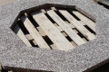 Бетонна плита на колодязь МікаБет з мармуровою крихтою 126х126 см коричневий