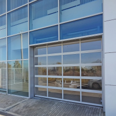 Панорамні ворота ALUTECH AluTrend 3000х3000 мм RAL 9006 сріблястий металік