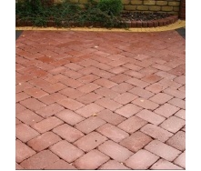 Тротуарная плитка Золотой Мандарин Кирпич Антик 240х160х90 мм бордовый на сером цементе