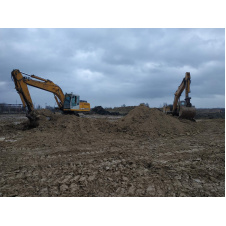 Розробка котлованів з використанням екскаватора Liebherr 924