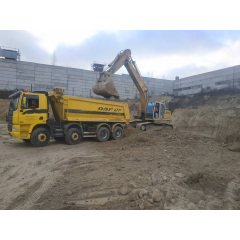 Розробка котлованів з використанням екскаватора Liebherr 924 Полтава