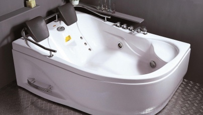 Як користуватися гідромасажною ванною?