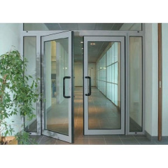 Маятниковая дверь из холодного алюминиевого профиля Новояворовск