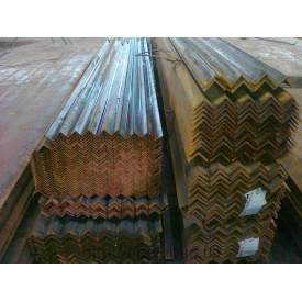 Уголок металлический 25х25х3 мм 6 м