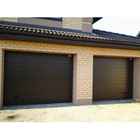 Гаражні ворота секційні Alutech алюміній