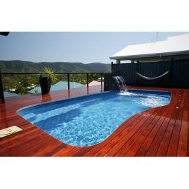 Будівництво тераси з термодеревини навколо басейну