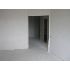 Штукатуркa стін у офісі