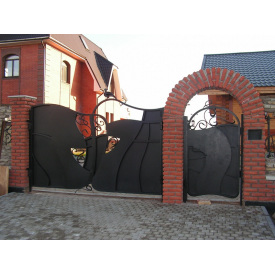 Ковані ворота закриті асиметричні з хвірткою Legran