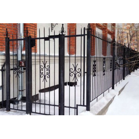 Паркан металевий зміцнений з кованими елементами відкритий Legran