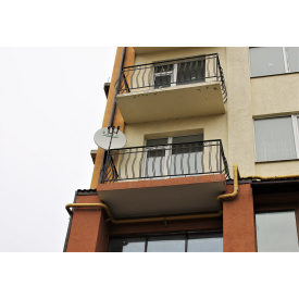 Перила металеві дугові для новобудов Legran