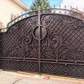 Ковані ворота закриті з декором Б0027зк Legran