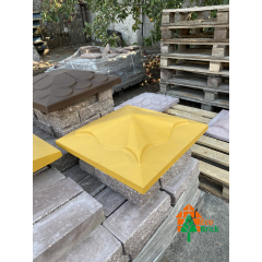 Кришка для стовпа Медуза жовта 450х450 мм Красноград