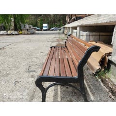 Скамейка садово-парковая №6 1800х560х760 мм деревянная на чугунных ножках Киев