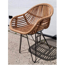 Плетенное крісло Cruzo Ніки з натурального ротанга на металлокаркасе
