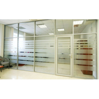 Замовити алюмінієві перегородки для медичного центру із плівкою на склі