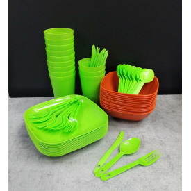 Набор пластиковой посуды для пикника Полимербыт на 12 персон 999-12 ПБ