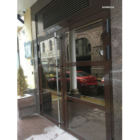 Вхідні алюмінієві двері Алютех від заводу у Києві, купити на виробництві київ
