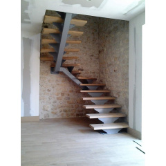 Изготовление металлокаркаса для лестниц с одным косоуром прочный с грунтом Боярка