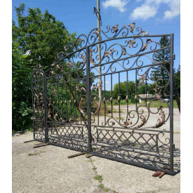 Кованые ворота открытые художественные патинированые Legran