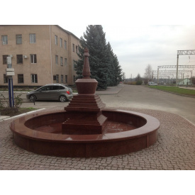 Фонтан із граніту Токовський