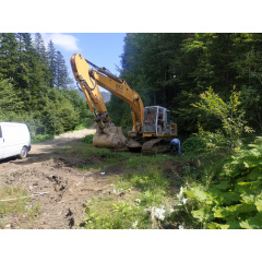 Аренда гусеничного экскаватора Liebherr R934 2 м3 Полтава