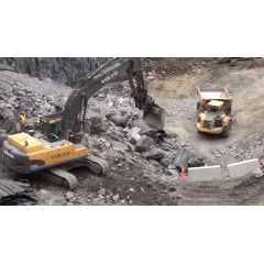 Оренда гусеничного екскаватора Volvo EC 360 Рівне