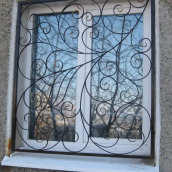 Ковані решітки на вікна міцні художні Legran