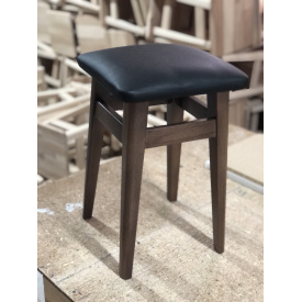 Табурет кухонний масив бука с кожзамом 450x300x300 мм