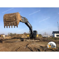 Оренда екскаватора Volvo 290 з гідравлічним молотом 2,5т Херсон