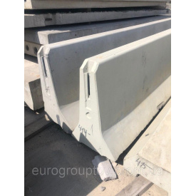 Блок железобетонный дорожного ограждения парапетного типа DB 80-2,0-К180S