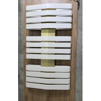 Рушникосушка водяна IRON D 925x500, Soft 9016/панель Brass
