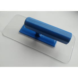 Прозорий шпатель для нанесення рідких шпалер