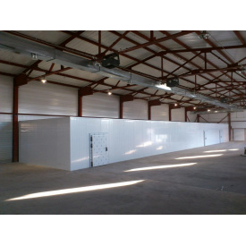 Монтаж камеры шоковой заморозки ягод