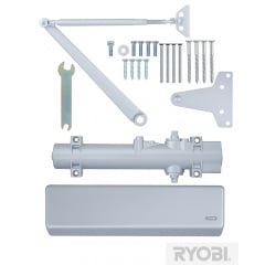 Елементи фурнітури для дверей: доводчики, замки, ручки та інше