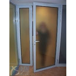 Алюмінієві вхідні двері Schüco, Aluron, Framex з монтажем у Києві — якість від виробника