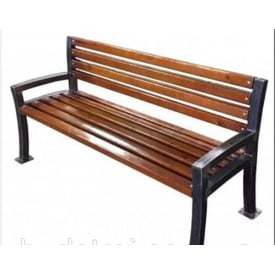 Скамейка садово-парковая Шарлота 1,8 м деревянная на металлических ножках с подлокотниками черного цвета