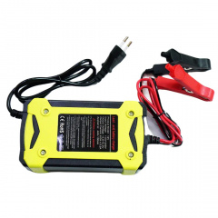 Зарядное устройство для автомобильного аккумулятора RIAS 12V 6A с LCD экраном (3_02715) Нікополь