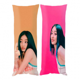 Подушка обнимашка дакимакура Bioworld Пак Джихе Твайс Twice 150х50 см (23355)