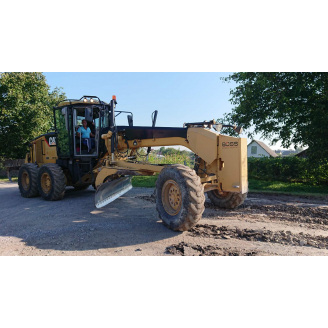 Оренда автогрейдера Caterpillar 12 м