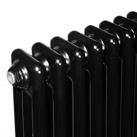 Горизонтальний дизайнерський радіатор Arttidesign Bari III G 30/600/1370/50 чорний матовий