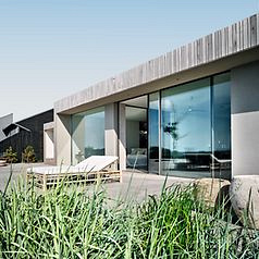 Вікна та двері для котеджу з алюмінію Schuco (Німеччина) від заводу в Києві, ТОВ Редвін Груп