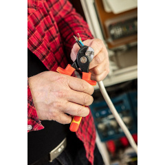 Кабелеріз полірований NEO tools 01-233 160 мм 1000 В CrV iz16077 Чернівці