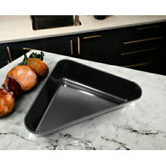 Блюдо трикутне з меламіну One Chef 32×24,8×6,4 см 1,9 л Чорне Кропивницький