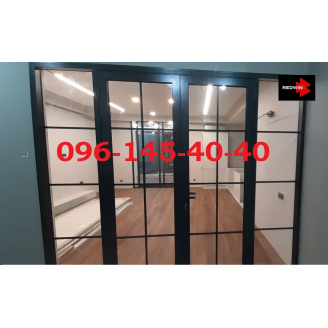 Надійні міжкімнатні двері без порога із безпечним (загартованим) склом