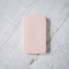 Форма для льда с крышкой 3.2 х 2.7 см Olin & Olin 24 кубиков бежевая Ромни