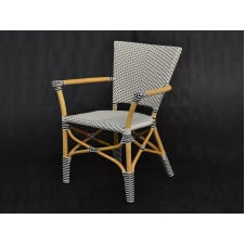 Обідній крісло-стілець Cruzo Марсель 86х68х60 см плетене садове з ротанга з підлокітниками