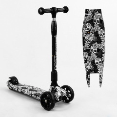Самокат трехколесный Best Scooter MAXI складной колеса PU со светом Skulls and flowers 60 кг Разноцветный (105402) Покровск