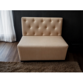 Диван для кафе Tobi Sho Бостон з високою спинкою та ґудзиками 1500x630x850, шкірзам Шампань 2207